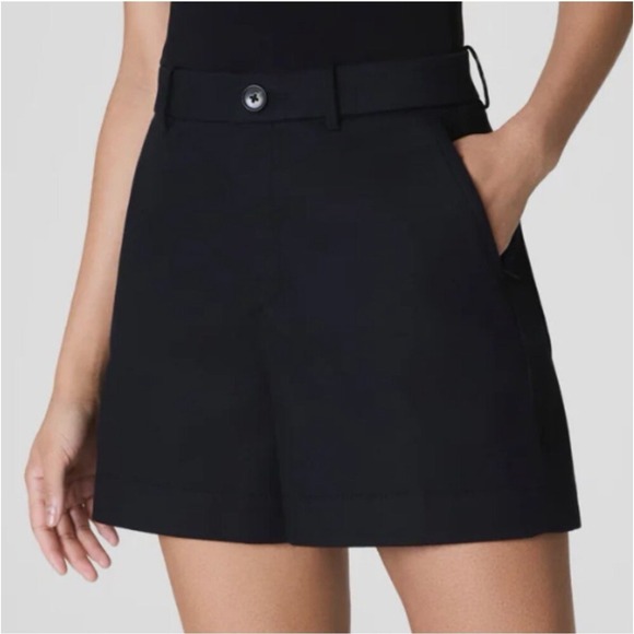 SPANX Pants - SPANX super Smooth Stretch Twill Shorts In Black Sz XS NWT